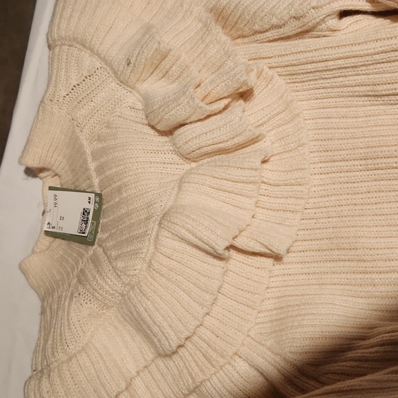 H&M Woman Sweater - Picture 3 of 6